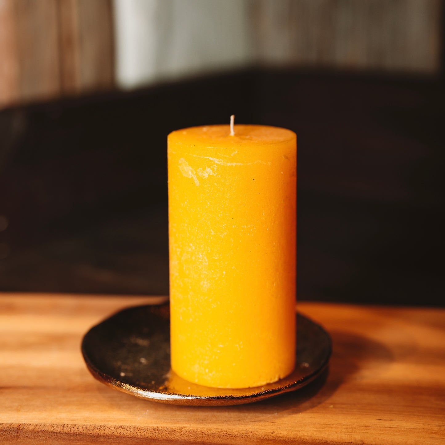 Rustic candle "Yellow"