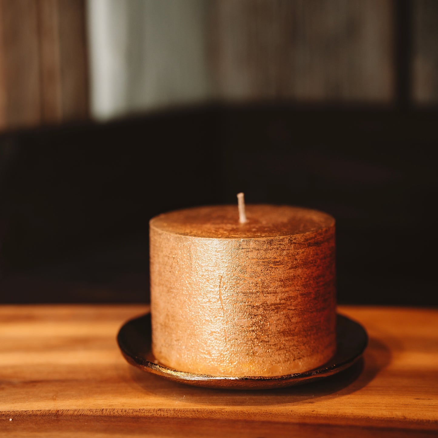 Rustic candle "Gold"