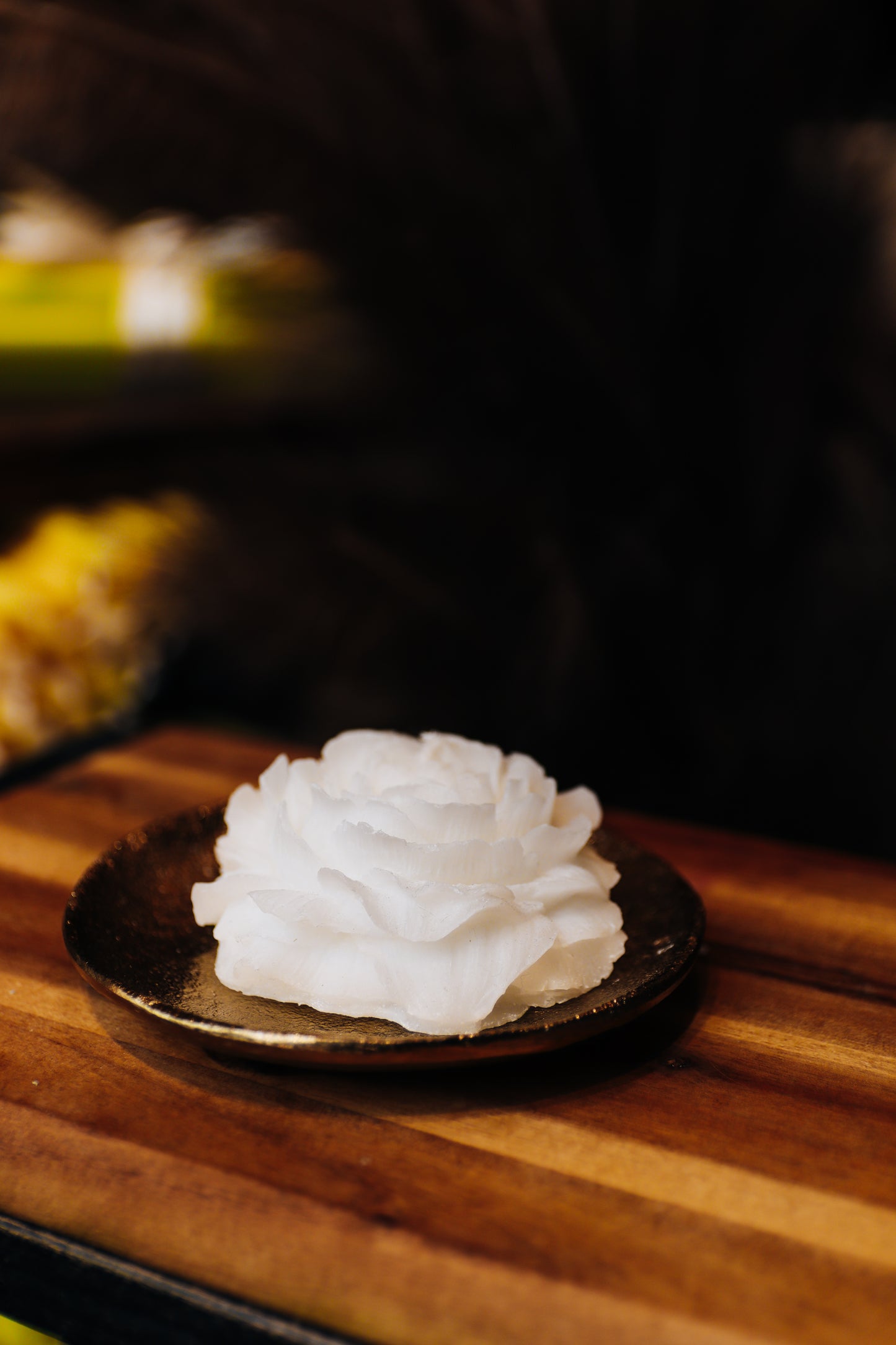 Eco Stearin Figure Candle "Peony Flower"
