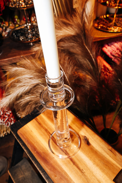 Stikla svečturis garajām galda svecēm