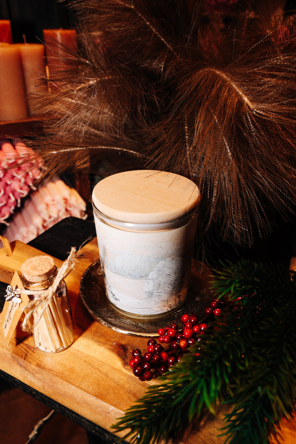 Rapšu vaska svece ar ziemas aromātu“Ziemas rīts” ar Aijas Princes ainavu