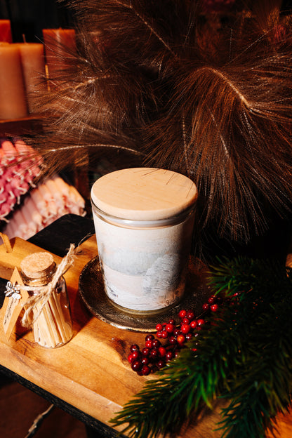 Rapšu vaska svece ar ziemas aromātu“Ziemas rīts” ar Aijas Princes ainavu