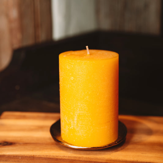 Rustic candle "Yellow"