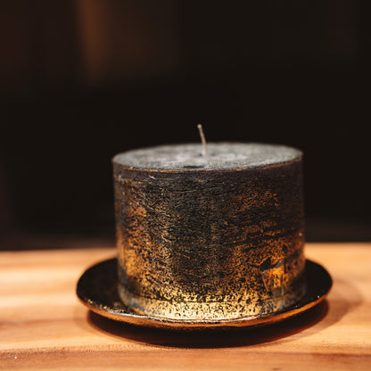 Rustic candle "Black with gold "