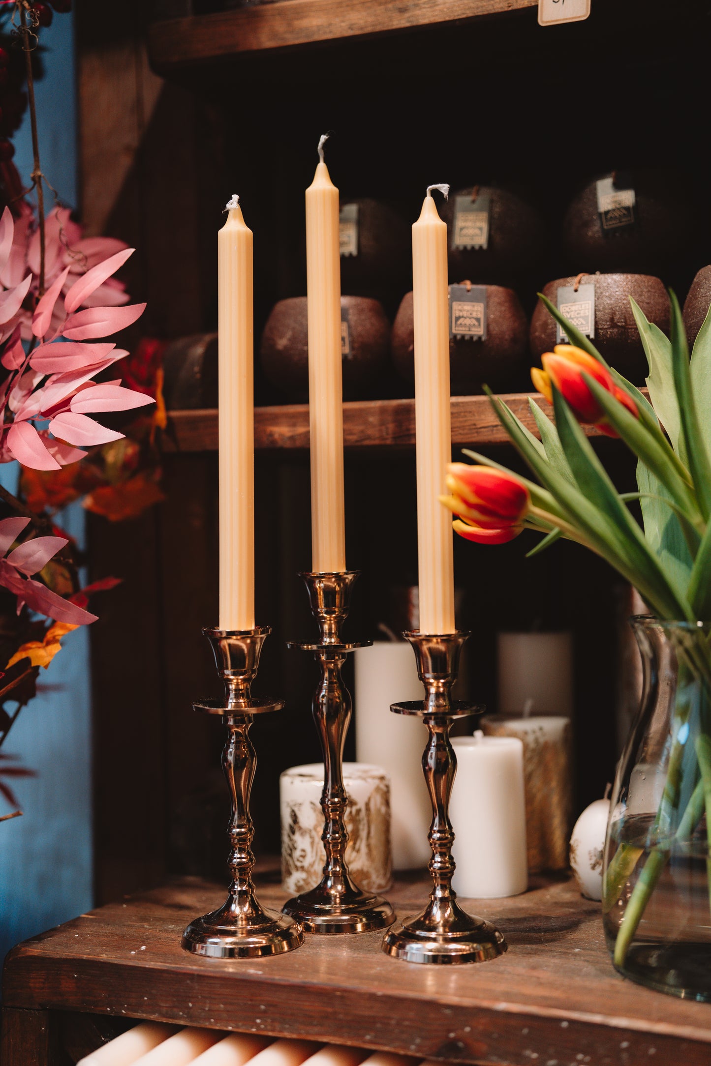 Long table candle "Ribbed/Light Yellow"