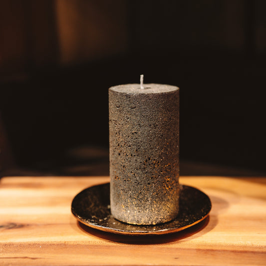 Rustic candle "black with gold"