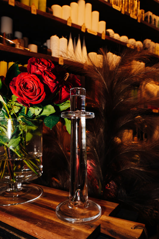 Stikla svečturis garajām galda svecēm