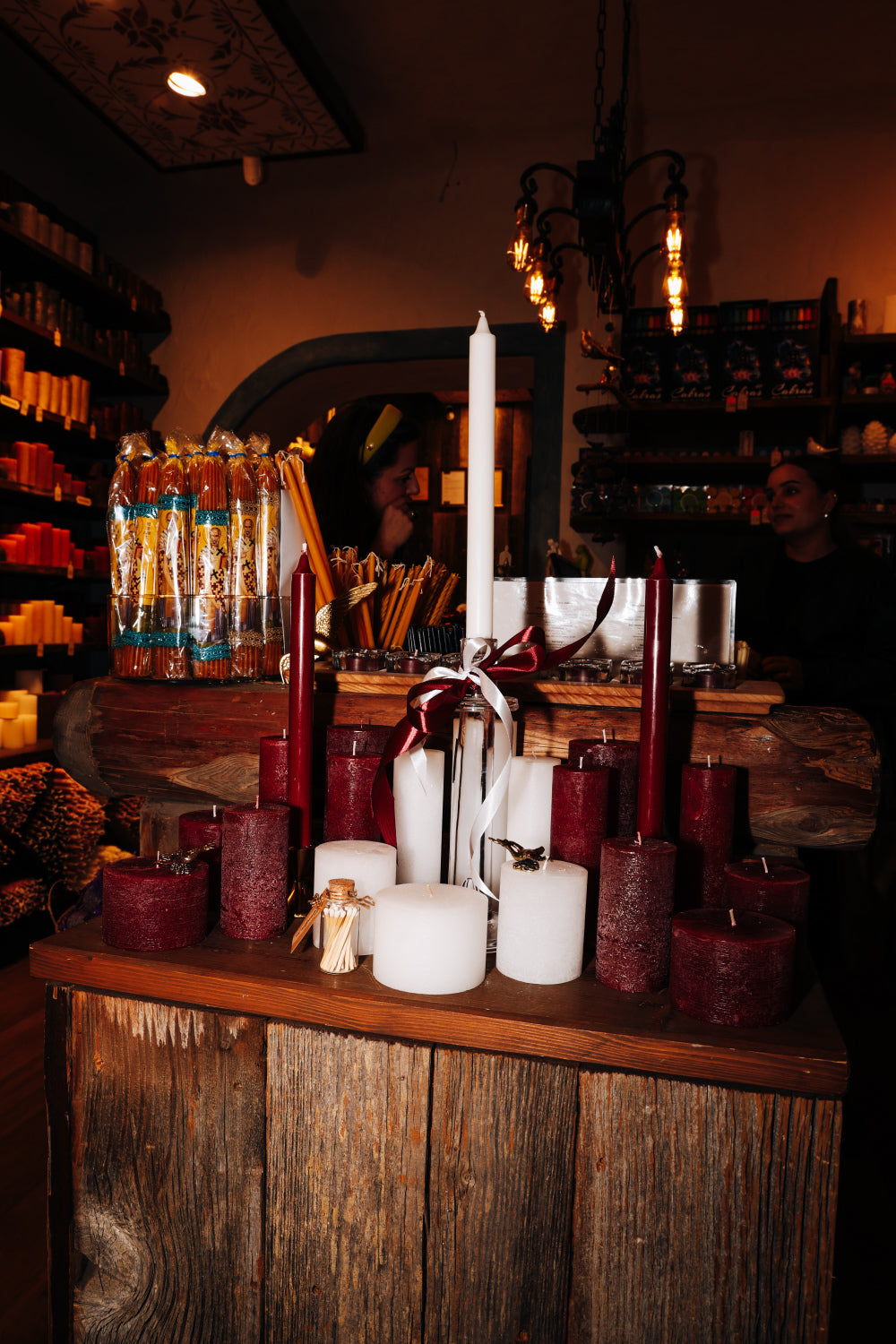 Stikla svečturis garajām galda svecēm